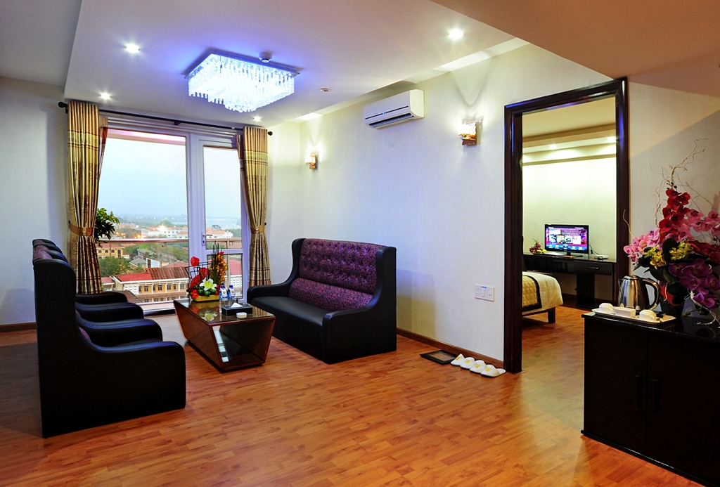 Khách Sạn Midtown